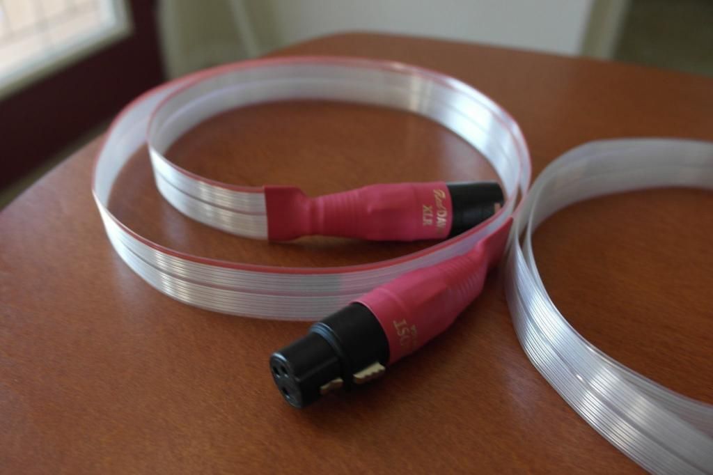 Nordost Red dawn, CD Sony 337ESD, DH Lab, Neutrik adapter - 5