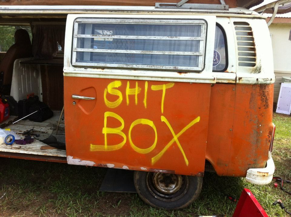 http://i699.photobucket.com/albums/vv356/JayBone-bucket/Shitboxkombi_zps315231ee.jpg