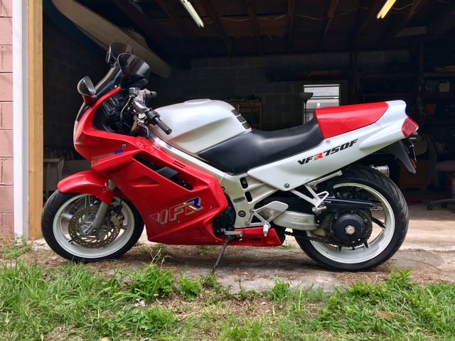 http://i699.photobucket.com/albums/vv356/NISxMO/Bikes/FullSizeRender.jpg