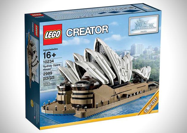 LEGO-Creator-Expert-Sydney-Opera-House-4_zps0a4eafcb.jpg